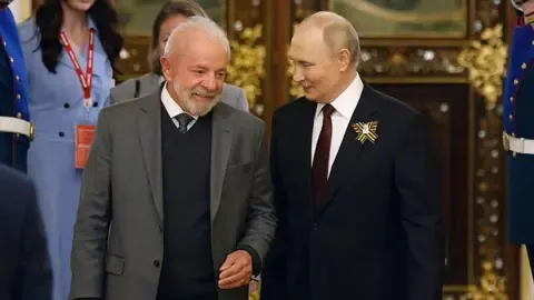 The Brazilian President Luiz Inácio Lula da Silva Declares He Has Zero Ties With Former US President Trump