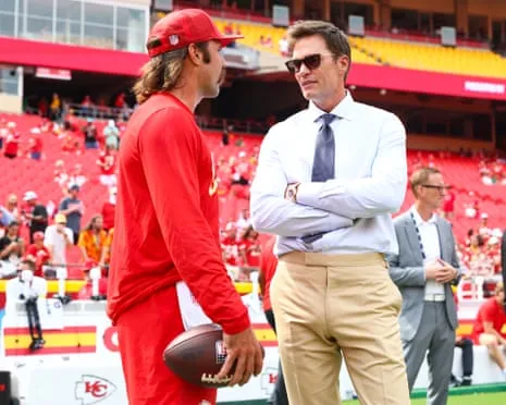 The NFL legend sparks fan criticism after being spotted in Las Vegas Raiders team booth