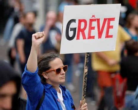 France Bracing for Significant Protest Day Amid Deepening Governmental Turmoil